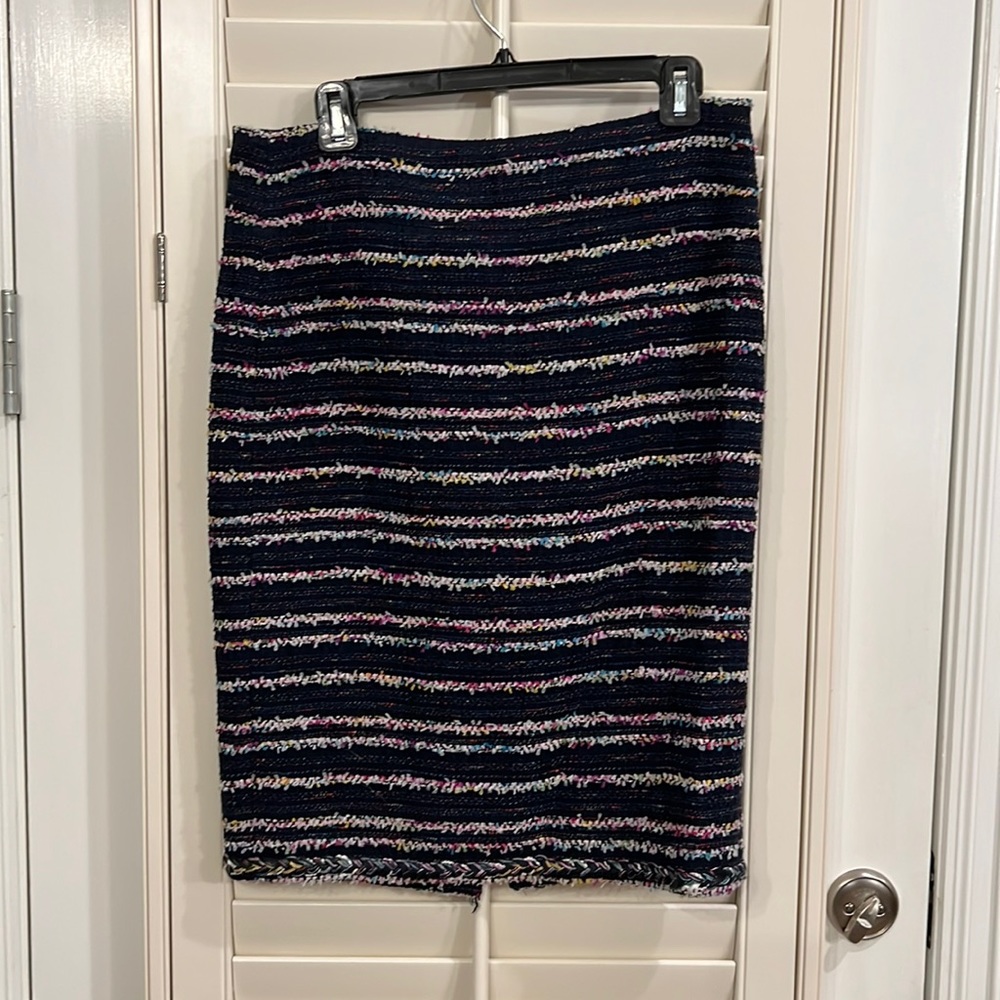 J.crew number 2 pencil skirt. Tweed. Multi color. Size 8